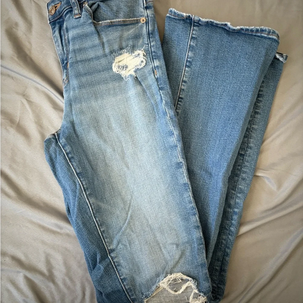 American Eagle Outfitters Light Blue Ripped Skinny Jeans - Picture 7 of 7
